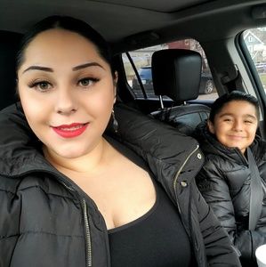 Meet your Posher, Yoana